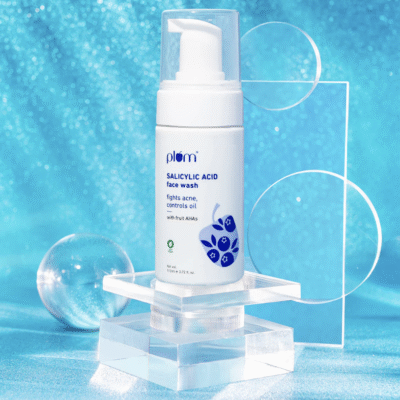 Plum 1% Salicylic Acid Foaming Face Wash - Fights Active Acne & Controls Oil For Smooth Skin