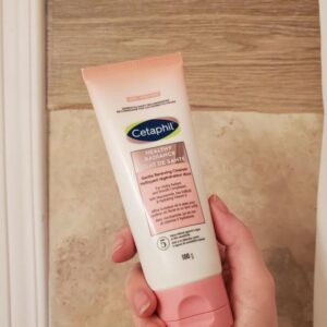 Cetaphil Healthy Radiance Gentle Renewing Cleanser for Dull or Uneven, Sensitive Skin 100g - CANADA