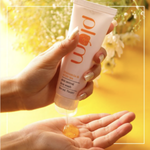 Plum Chamomile And White Tea Skin Revival Face Wash