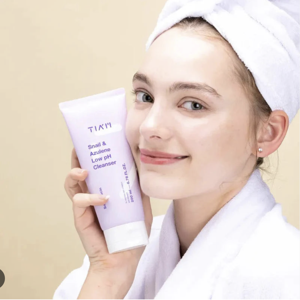 TIA'M Snail & Azulene Low pH Cleanser 200ml