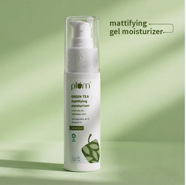 Plum Green Tea Mattifying Moisturizer With Glycolic Acid & Glycerin For matte finish controls oil,hydrates skin (50ml)